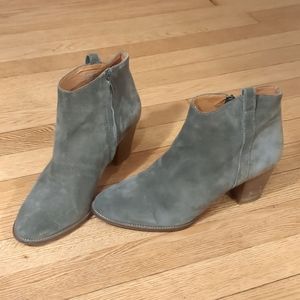 Madewell Billie olive green suede ankle boots size 10